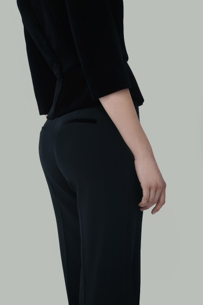 Corpetto scollo geometrico FW25T03 03